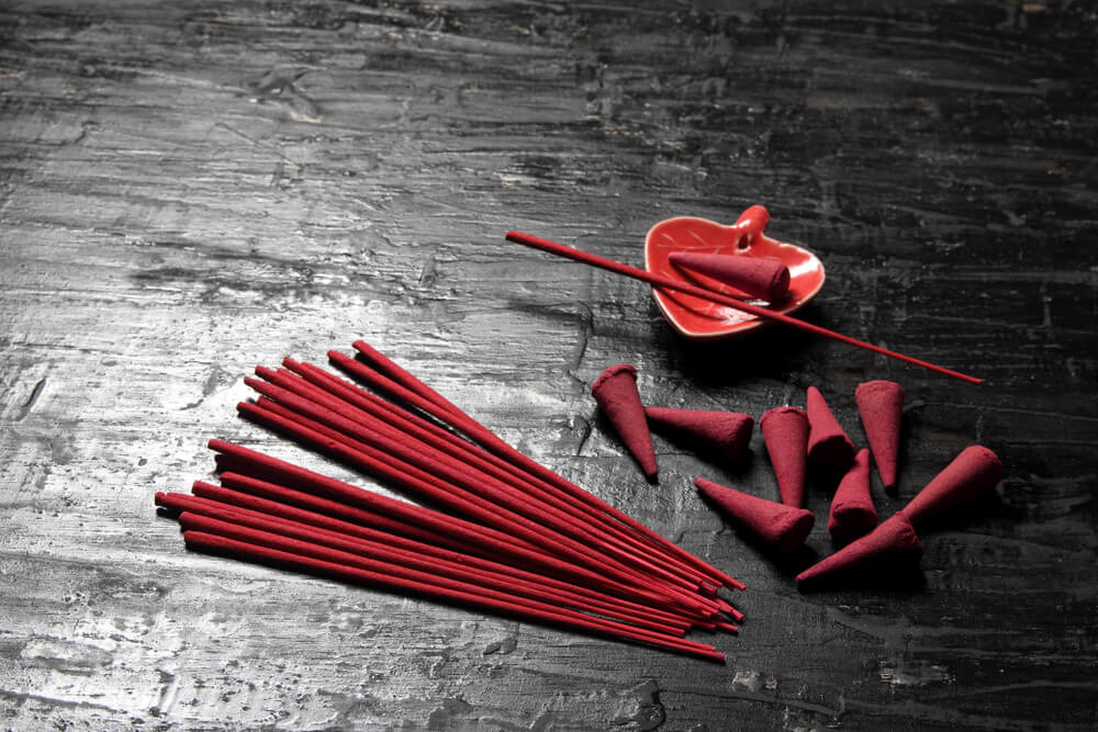Incense Cones Vs Sticks