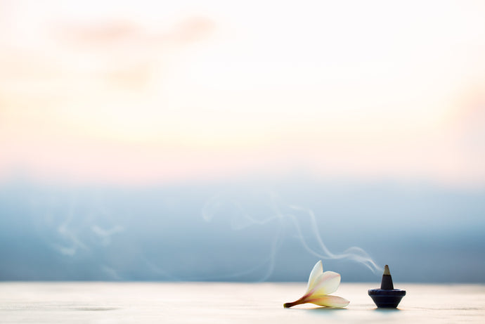 10 Benefits of Lily Incense