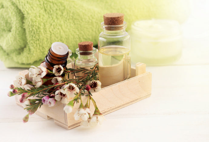 Aromatherapy as a Gift: DIY Essential Oil Blends and Kits